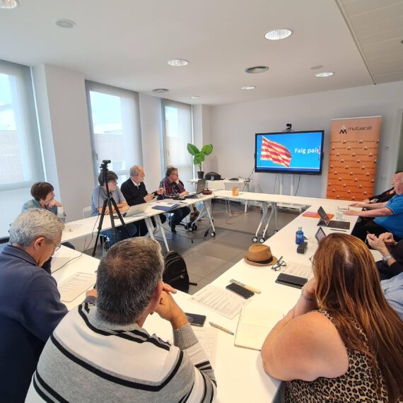 Socis reunits en l'Assemblea de Catalana de serveis Financers