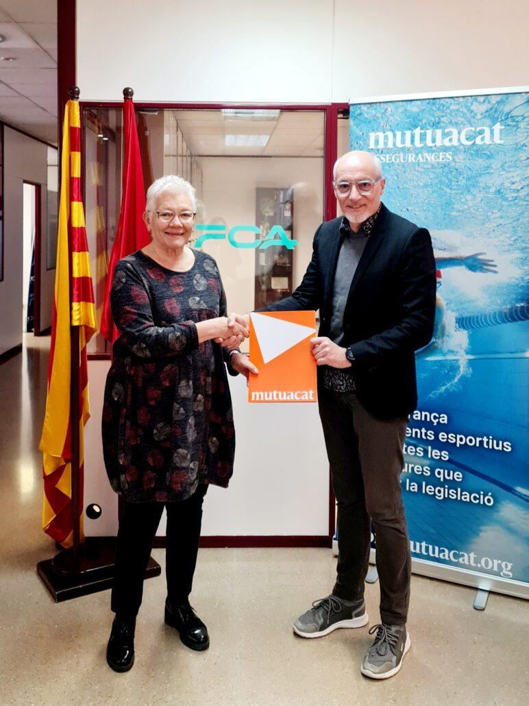 Mercè Rosich, presidenta de la Federació Catalana d'Atletisme i Leo Martínez, adjunt a la Direcció General de Mutuacat