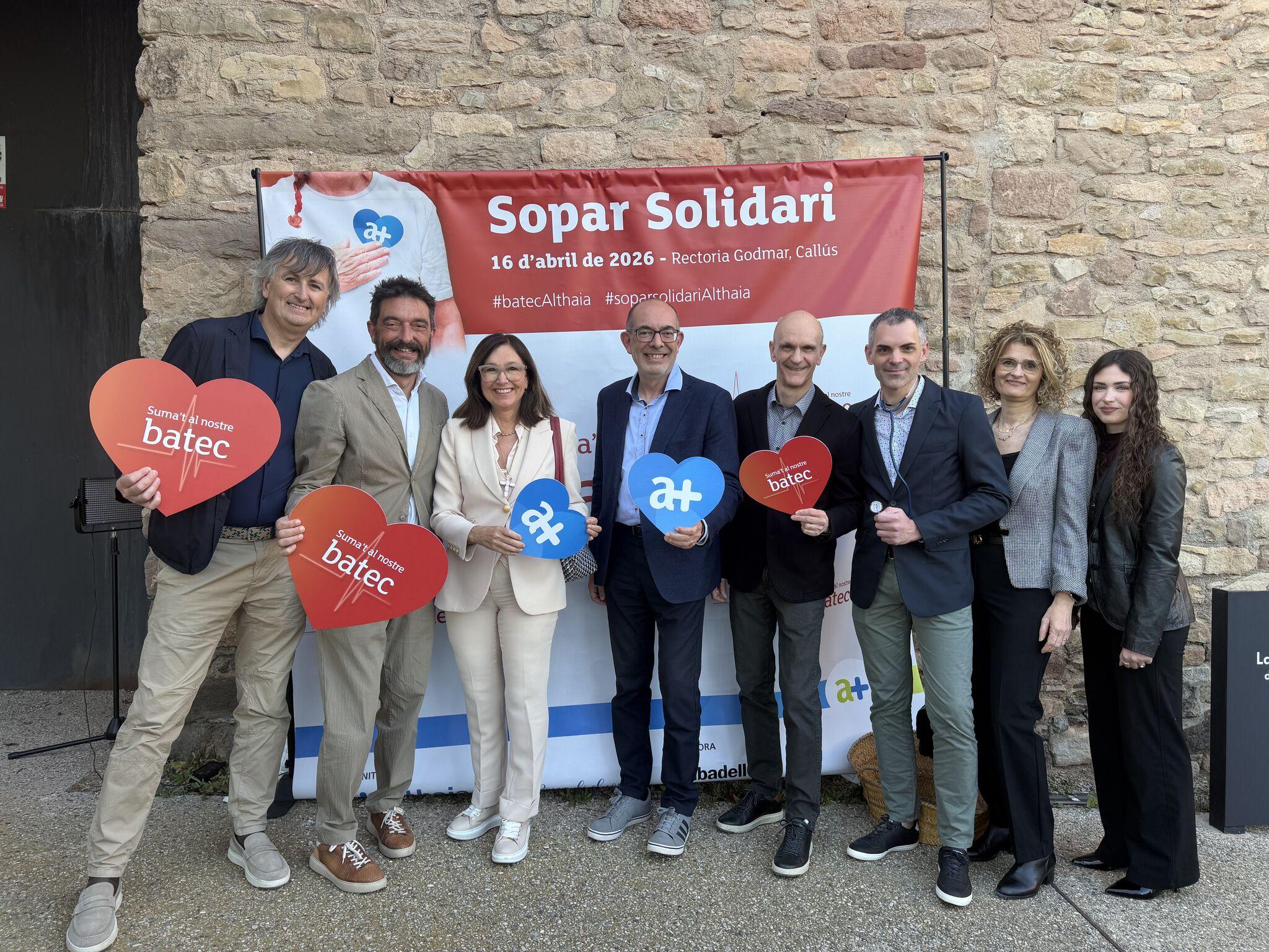 Els representants de mutuacat al sopar solidari
