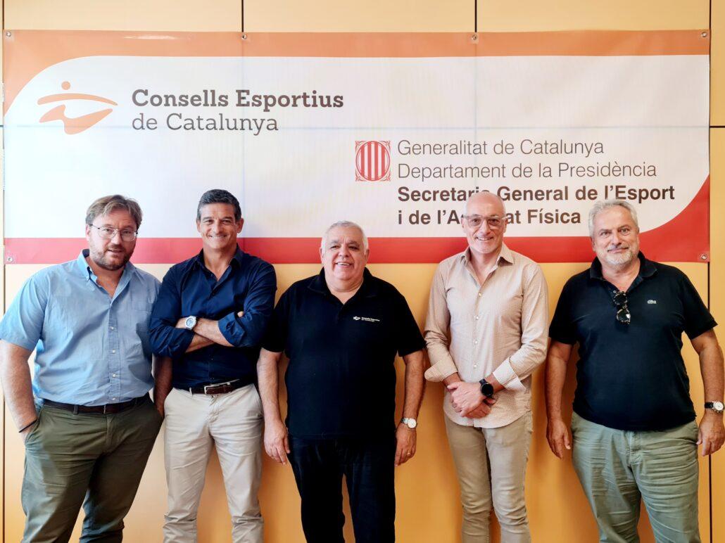 Jaume Domingo, president de la UCEC amb ;Leo Martínez i Víctor Domingo de Mutuacat i dos representants PIB Group Iberia