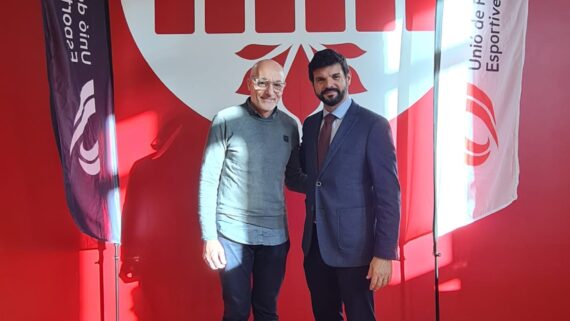 Gerad Esteva, president de la UFEC i Leo Martínez, adjunt a la Direcció General de Mutuacat durant el dinar de Nadal 2025