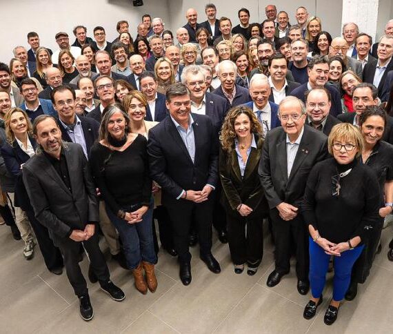 Membres de la Junta Directiva de pimec entr els quals hi ha Sergi Macià