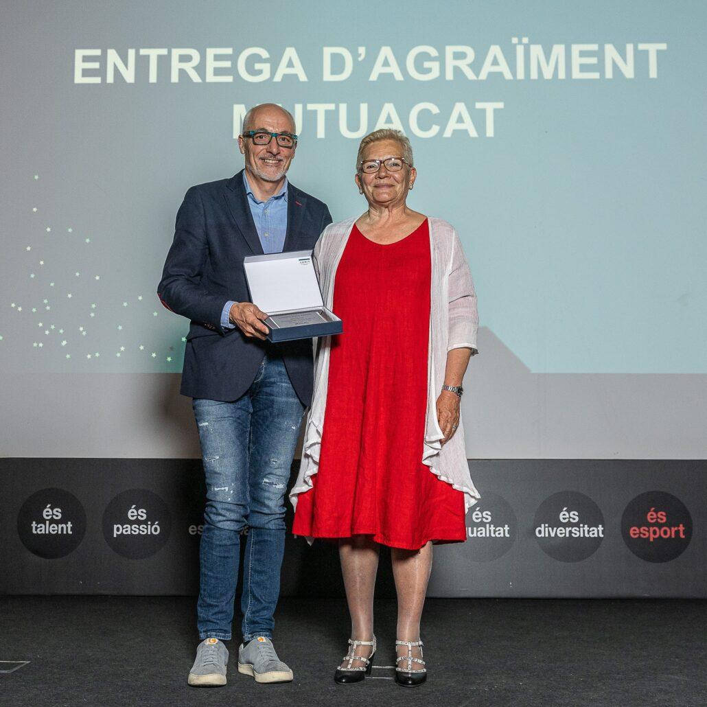 Mercè Rosich, presidenta de la FC d'Atletisme i Leo Martínez de Mutuacat