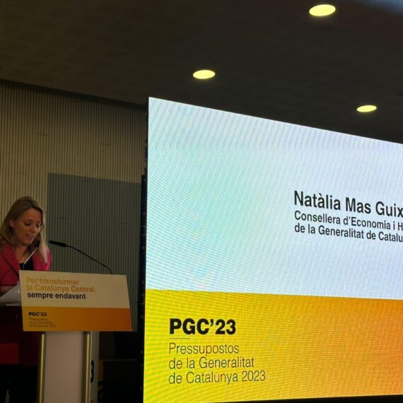 Natàlia Mas en la presentació dels Pressupostos de la Generalitat a Manresa