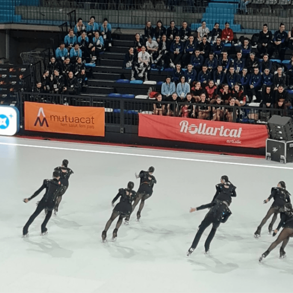 Un dels moments del campionat de xous i quartets de patinatge