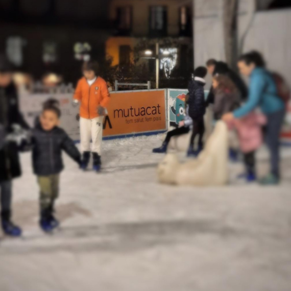 Mutuacat a la pista de gel de Manresa, un any mes