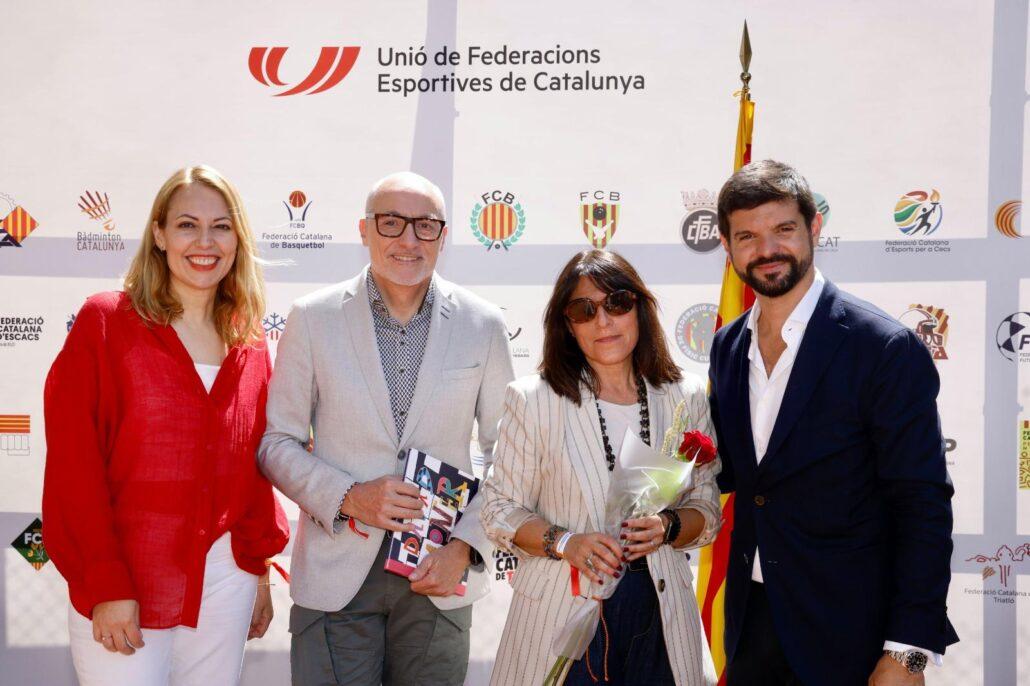 Isabel Espinosa., Leo Martínez, Pili Navarro i Gerard Esteva en la recepció de Sant Jordi de la UFEC