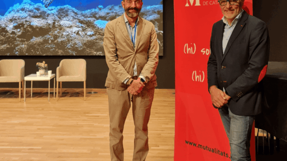 Sergi Macià, director general de Mutuacat i Leo Martínez, adjunt a la Direcció en la 12a Trobada de Mutualitats de Catalunya